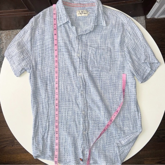 The Normal Brand Men’s Freshwater Short Sleeve Button-Up Shirt Size Large Blue - Picture 2 of 6